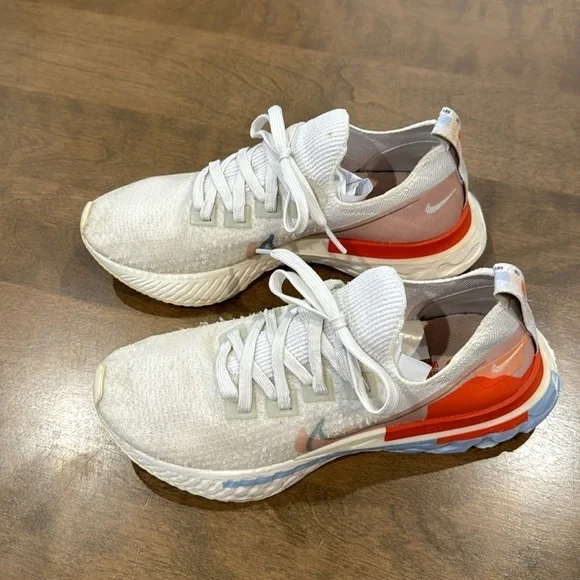 NIKE React Infinity Run Flynit 7.5 - Picture 3 of 11